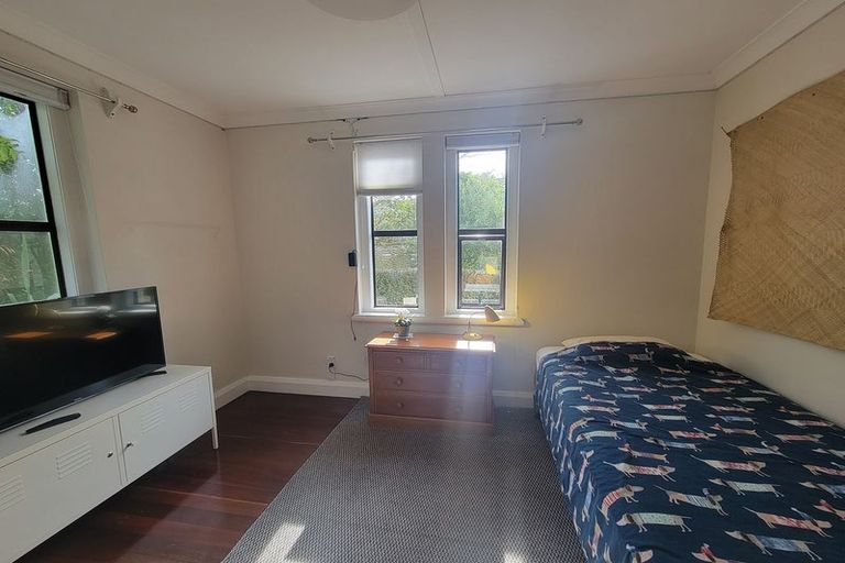 Photo of property in 212 Barnard Street, Wadestown, Wellington, 6012