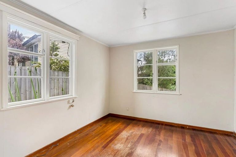 Photo of property in 5 Fifeshire Street, Belmont, Auckland, 0622