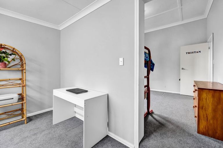 Photo of property in 9 Princes Street, Hawera, 4610