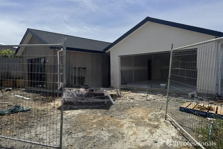 Photo of property in 41 Surf View Crescent, Red Beach, 0932