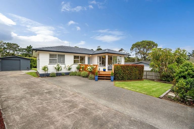 Photo of property in 44 Gladys Avenue, Glenfield, Auckland, 0629