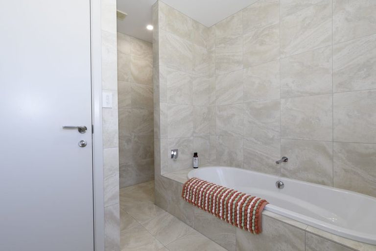 Photo of property in 61 Hawkridge Heights, Bethlehem, Tauranga, 3110