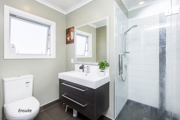 Photo of property in 69 Merton Street, Trentham, Upper Hutt, 5018