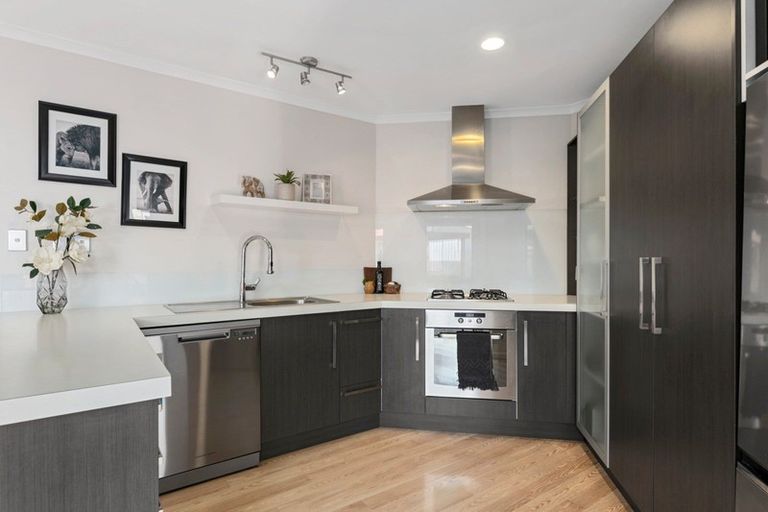 Photo of property in 6 Stableford Drive, Pyes Pa, Tauranga, 3112