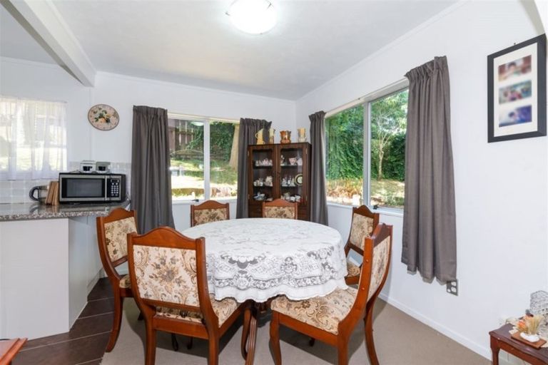 Photo of property in 37 Kohekohe Street, New Lynn, Auckland, 0600