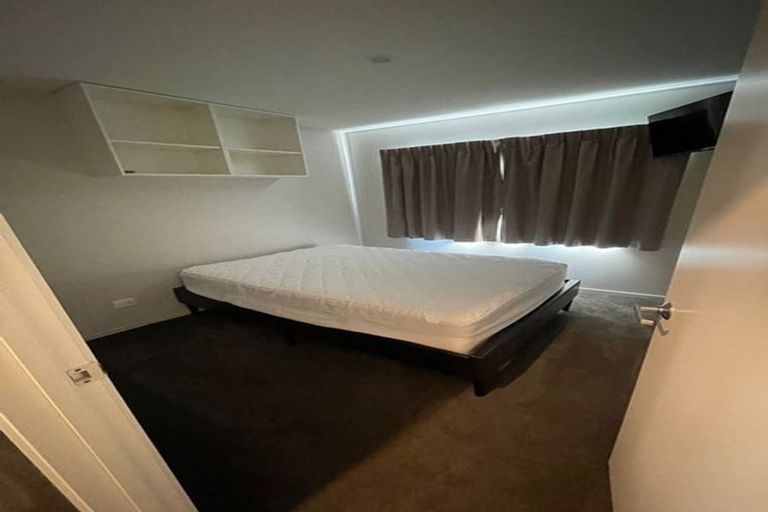 Photo of property in 16 Hannington Way, Rolleston, 7615