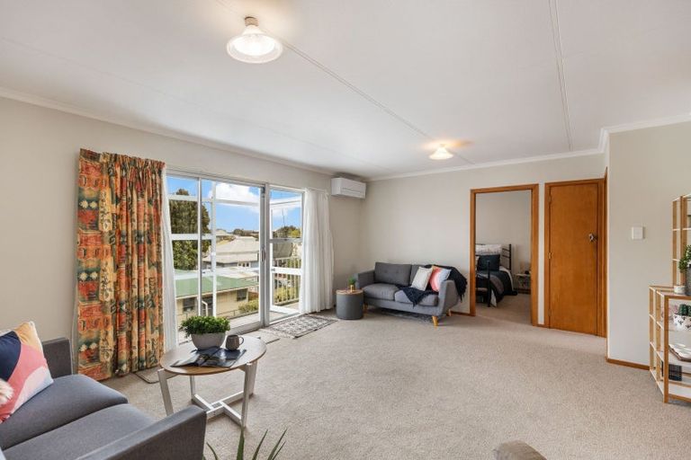 Photo of property in 6b Davies Lane, New Plymouth, 4310