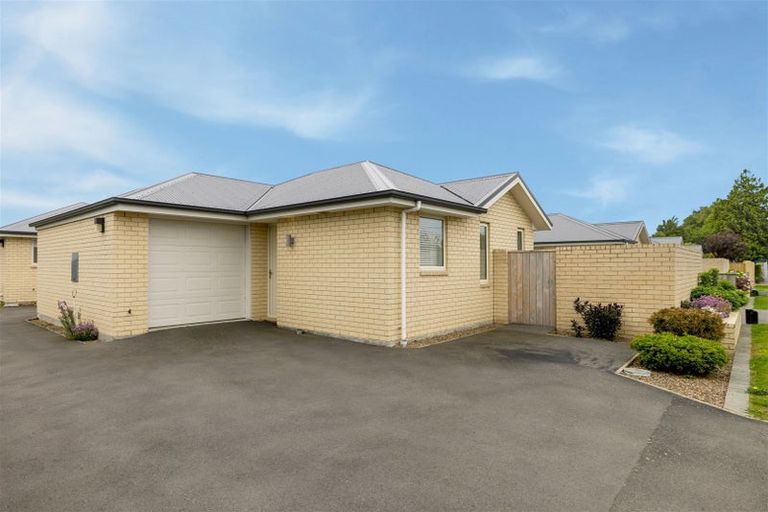 Photo of property in 1/14 Nicholls Road, Halswell, Christchurch, 8025