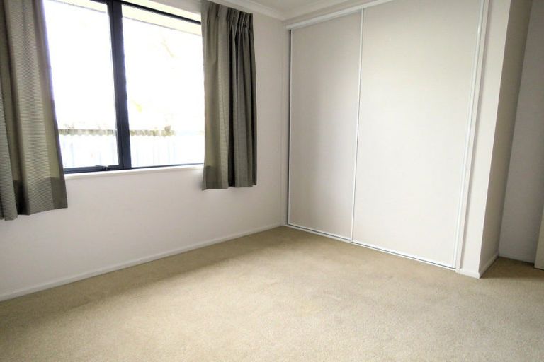 Photo of property in 3/3 Harkness Place, Westport, 7825