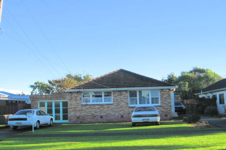 Photo of property in 2/42 Avis Avenue, Papatoetoe, Auckland, 2025
