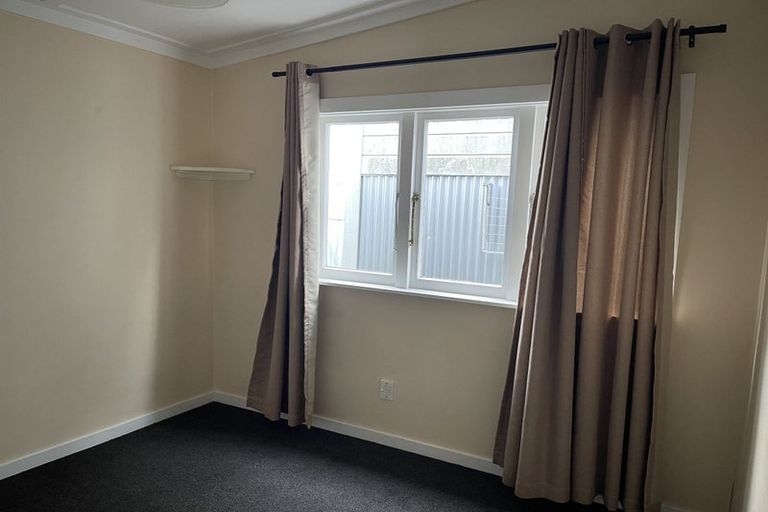 Photo of property in 2 Chaucer Road, Hospital Hill, Napier, 4110