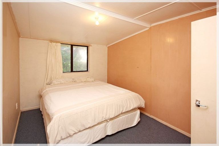 Photo of property in 6 Dustin Street, Foxton Beach, Foxton, 4815