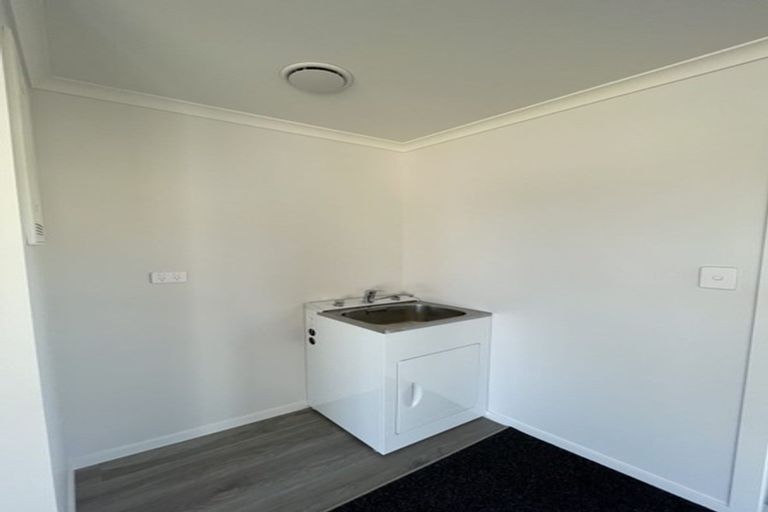 Photo of property in 36 Oldfield Lane, Marton, 4710