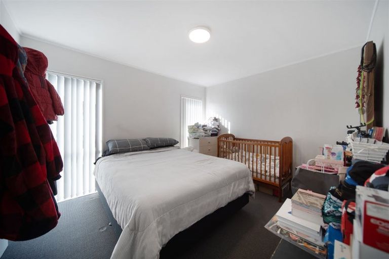 Photo of property in 2/22 Bingara Place, Favona, Auckland, 2024