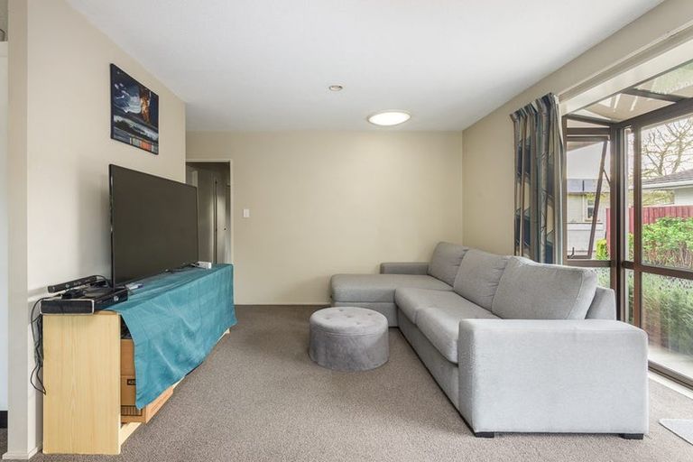 Photo of property in 93b Kippenberger Avenue, Rangiora, 7400