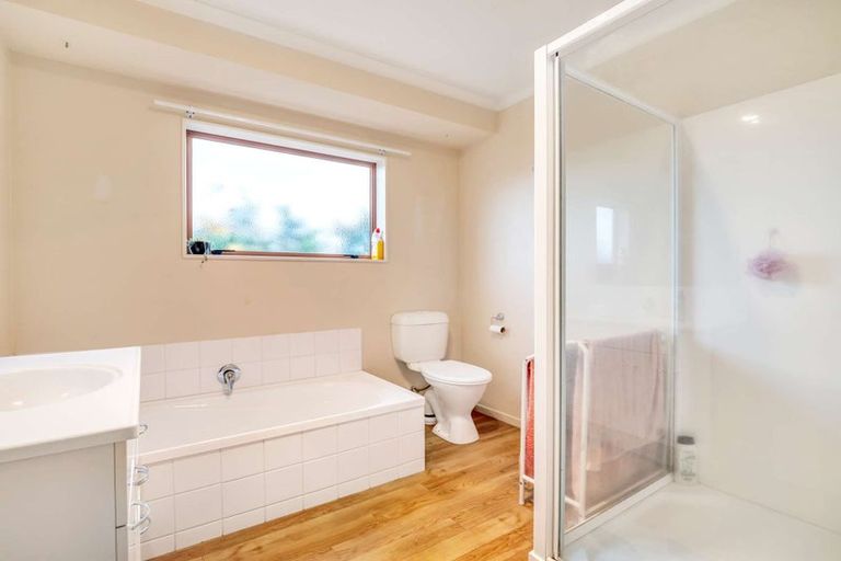 Photo of property in 6 Rays Way, Tuakau, 2121