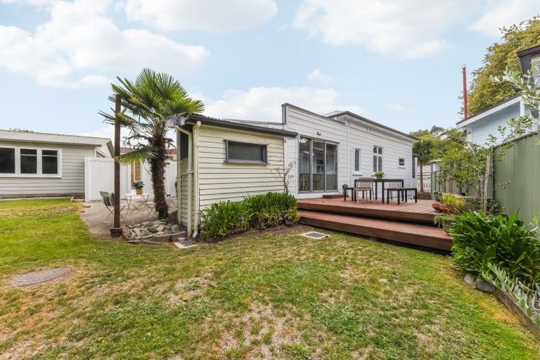 Photo of property in 9 Waimea Road, Nelson South, Nelson, 7010
