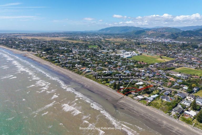 Photo of property in 245 Rosetta Road, Raumati Beach, Paraparaumu, 5032