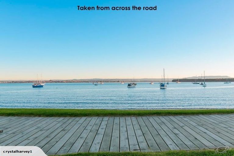Photo of property in 22 The Mall, Mount Maunganui, 3116