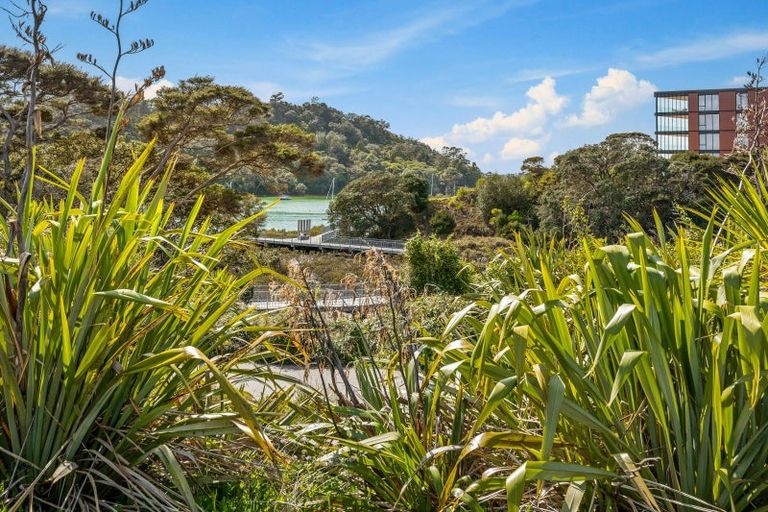 Photo of property in 3 Patrol Lane, Hobsonville, Auckland, 0616