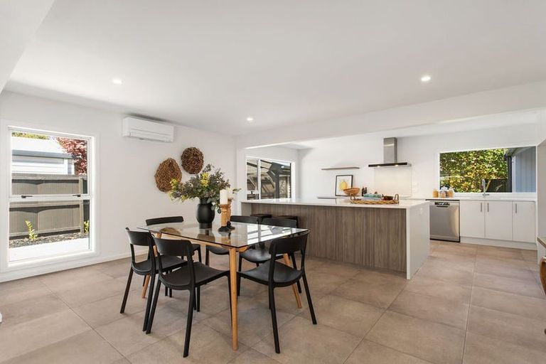 Photo of property in 10 Winslow Street, Burnside, Christchurch, 8053