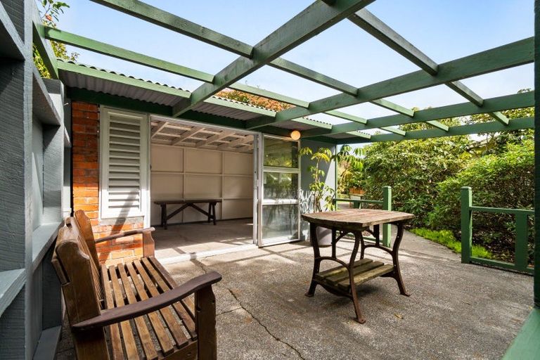 Photo of property in 11 Oxford Street, Marton, 4710