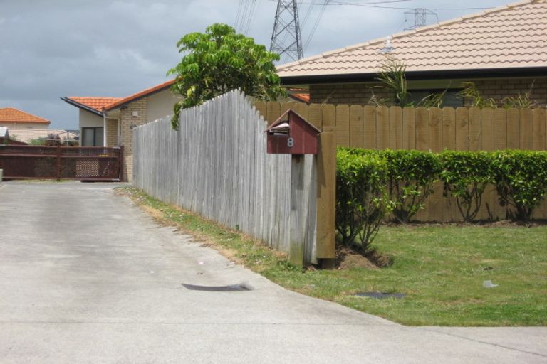 Photo of property in 8 Morewa Place, Takanini, 2112