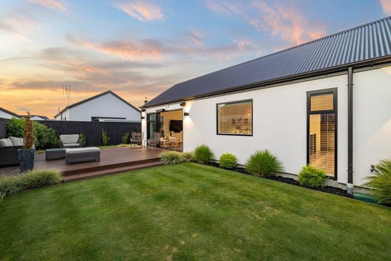 Photo of property in 17 Nederland Avenue, Burwood, Christchurch, 8083