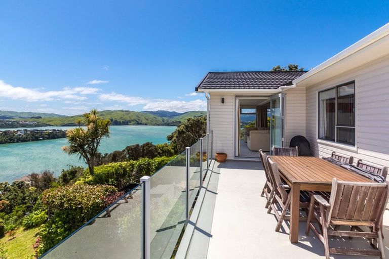 Photo of property in 11 Mercury Way, Whitby, Porirua, 5024