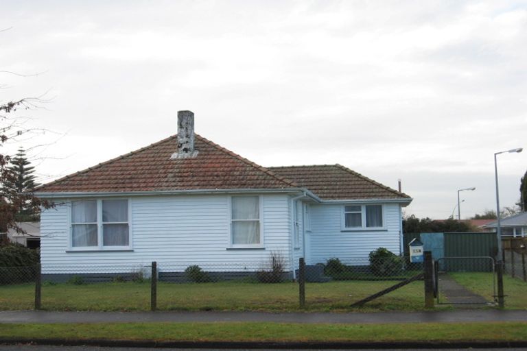 Photo of property in 114 Holland Road, Fairfield, Hamilton, 3214