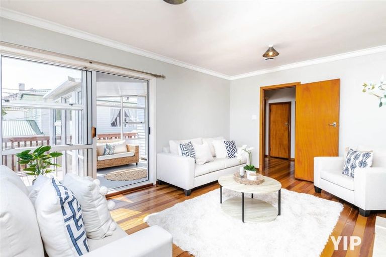 Photo of property in 102 Helston Road, Paparangi, Wellington, 6037