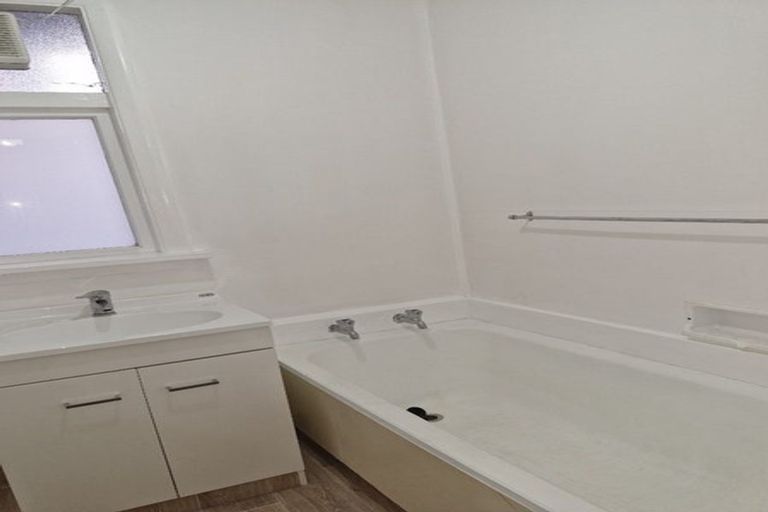 Photo of property in 53 Samuel Street, Hoon Hay, Christchurch, 8025