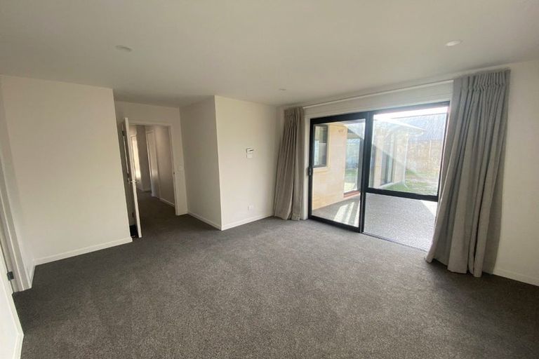 Photo of property in 8a Wingatui Road, Mosgiel, 9024