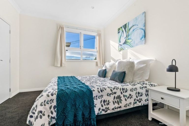 Photo of property in 97 Karepa Street, Brooklyn, Wellington, 6021