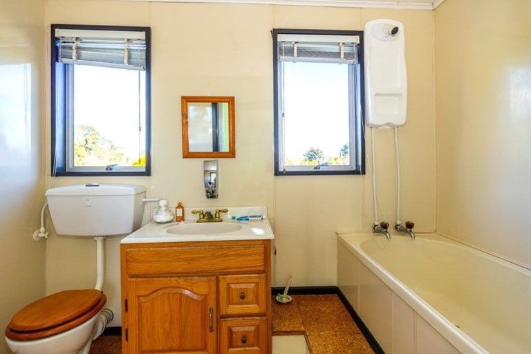 Photo of property in 98 Acacia Drive, Levels, Timaru, 7973