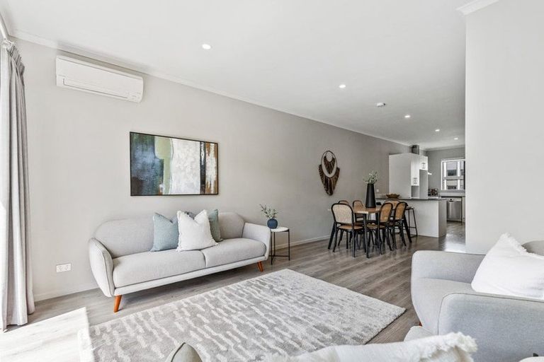 Photo of property in 7/6 Onekiritea Road, Hobsonville, Auckland, 0616