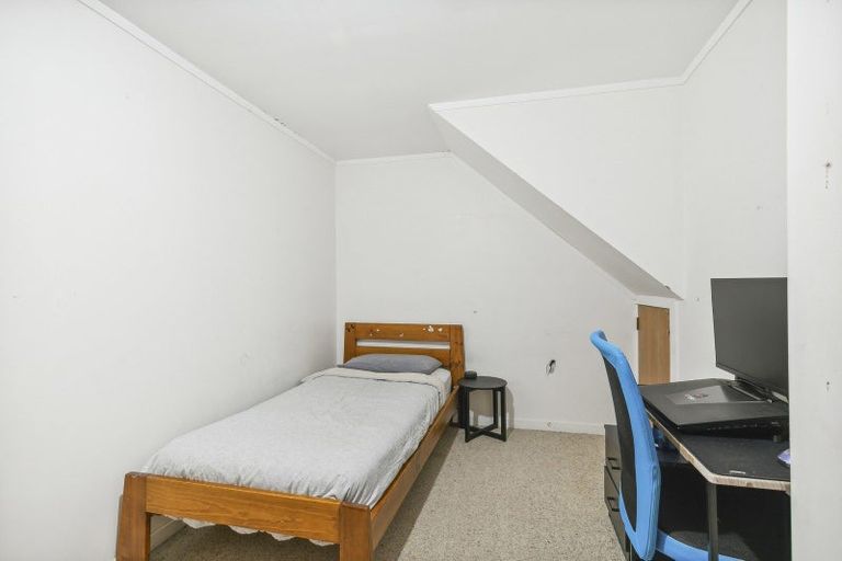 Photo of property in 46f2 Maupuia Road, Miramar, Wellington, 6022