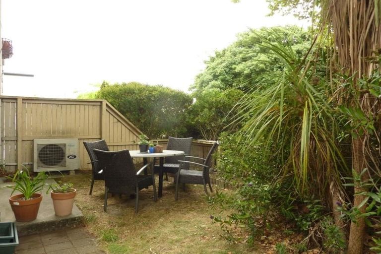 Photo of property in 15 Parade Court, Addington, Christchurch, 8024