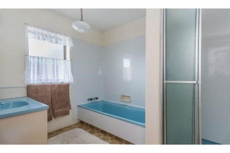 Photo of property in 75a/2 West Coast Road, Glen Eden, Auckland, 0602