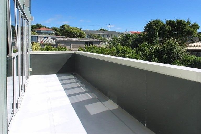 Photo of property in 76a Te Pene Avenue, Titahi Bay, Porirua, 5022