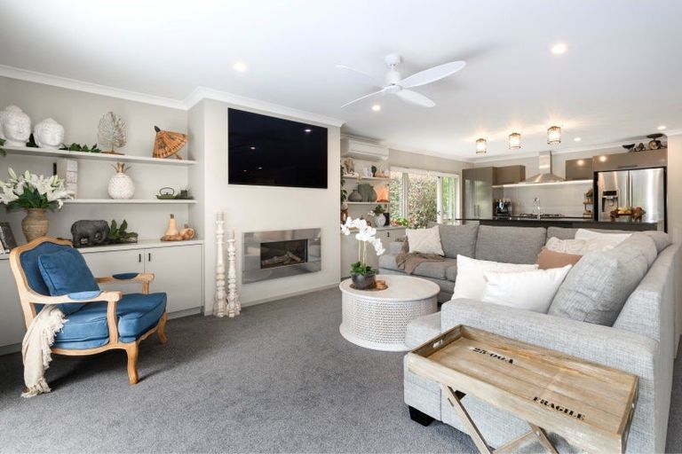 Photo of property in 14 Kenmure Place, Bethlehem, Tauranga, 3110