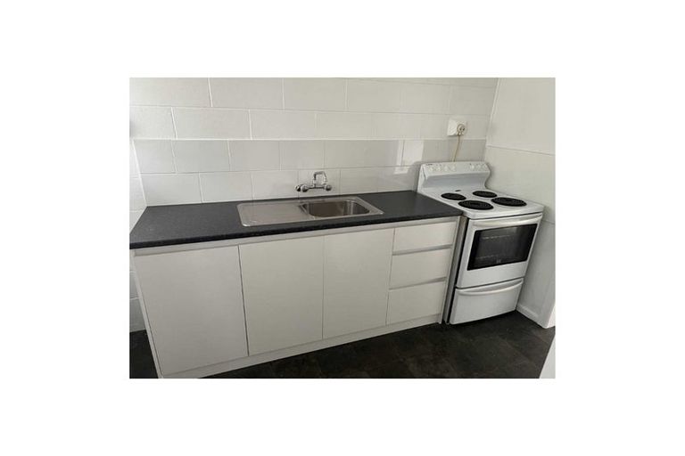 Photo of property in 869u5 Heaphy Terrace, Claudelands, Hamilton, 3214