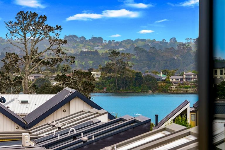 Photo of property in 254 Hobsonville Point Road, Hobsonville, Auckland, 0616