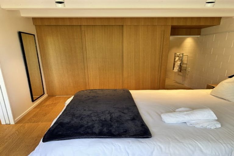 Photo of property in 15/73 Princes Street, Northcote Point, Auckland, 0627