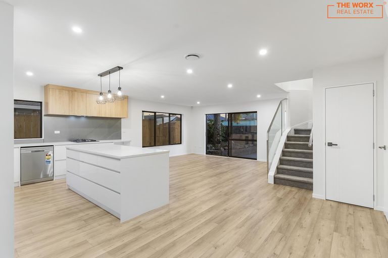 Photo of property in 160 Hill Road, Manurewa, Auckland, 2105