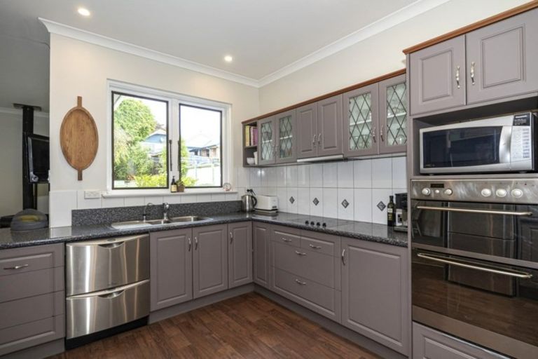 Photo of property in 186 Douglas Street, Highfield, Timaru, 7910