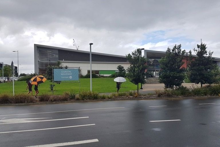 Photo of property in 254 Hobsonville Point Road, Hobsonville, Auckland, 0616