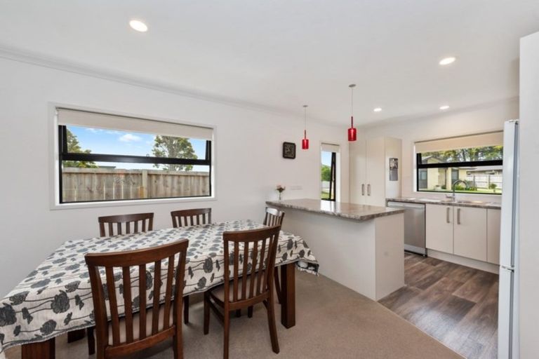 Photo of property in 14/11u Errol Close, Burbush, Hamilton, 3288