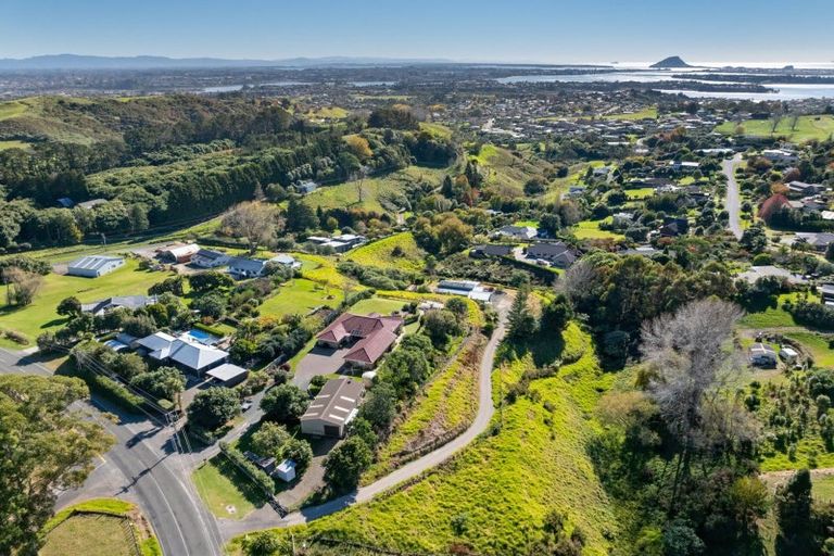 Photo of property in 383r Kaitemako Road, Welcome Bay, Tauranga, 3175