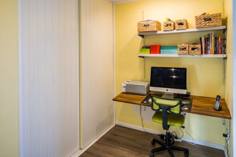 Photo of property in 23 Patiki Place, Titahi Bay, Porirua, 5022